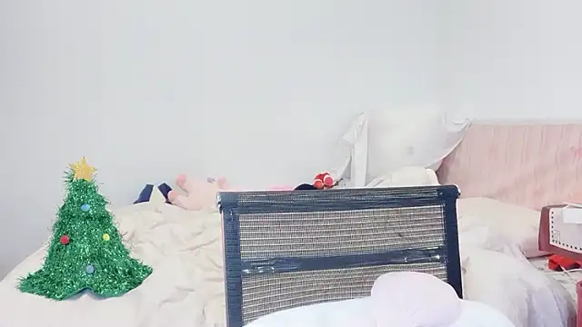 fayebabe's cam snapshot