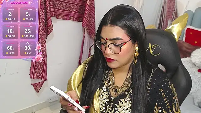 lakshmiraniii's cam snapshot