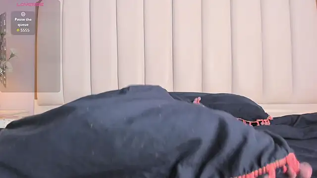 Emilly_mell's cam snapshot