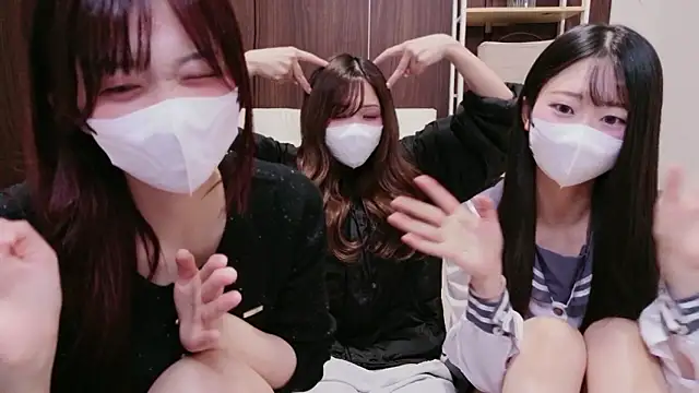 Miss-KrenJr's cam snapshot