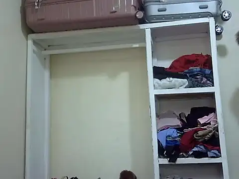 Sexy-suzy live sex cam