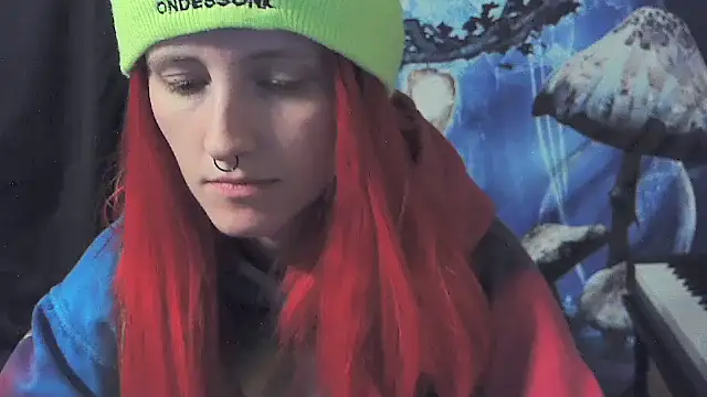 _hellostormy_'s cam snapshot