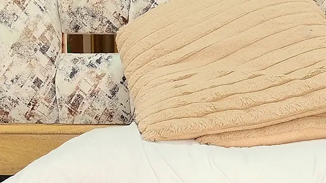 ZOLEY_WATSON's cam snapshot