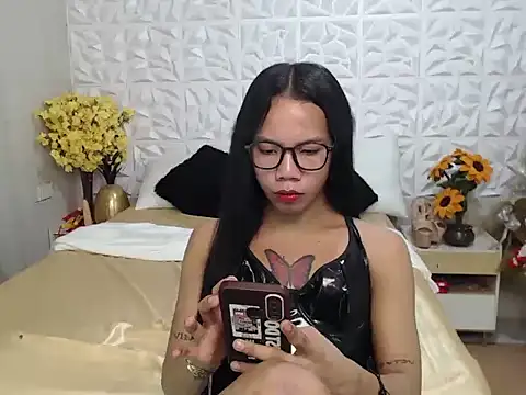 TransGoddessSofia's cam snapshot