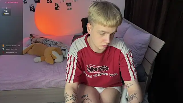 olivertasty2's cam snapshot