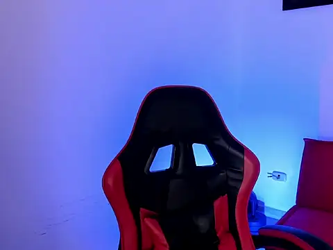 PeytonBox live sex cam