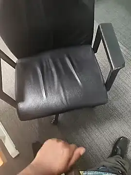 hotboy43339's cam snapshot