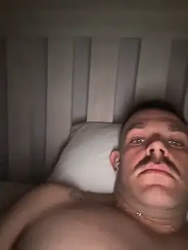 ThatBlueEyedBoy's cam snapshot