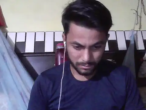 Stubborndesiboy's cam snapshot