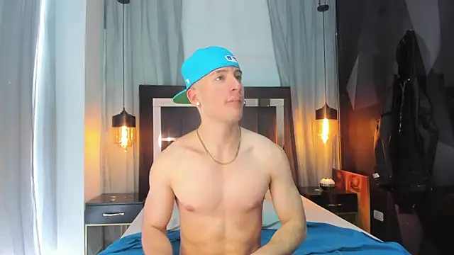 HunterHeat_'s cam snapshot