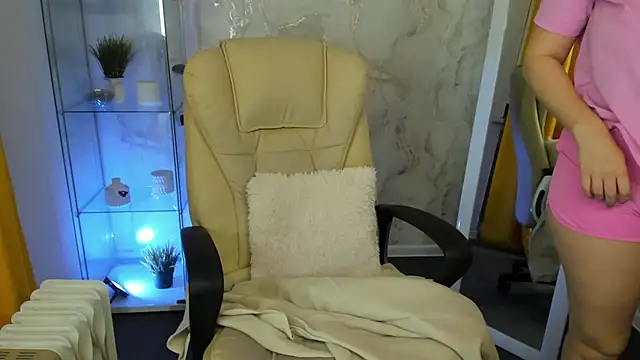 Lika_0ne's cam snapshot