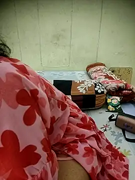 Snaya-baby live sex cam