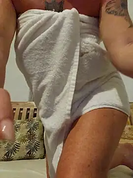 YourMommyBlair live sex cam