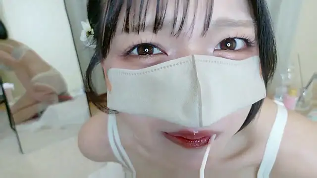 mami-pokoch live sex cam