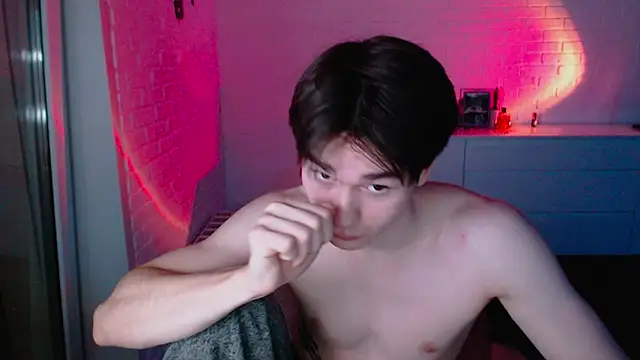 MarkusDean live sex cam