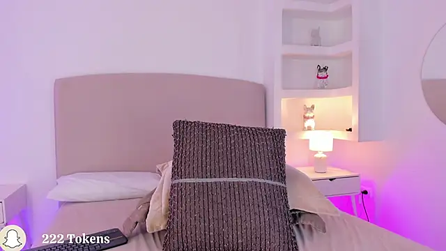 nathalynbarnes live sex cam