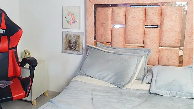 ElenaLauren's cam snapshot