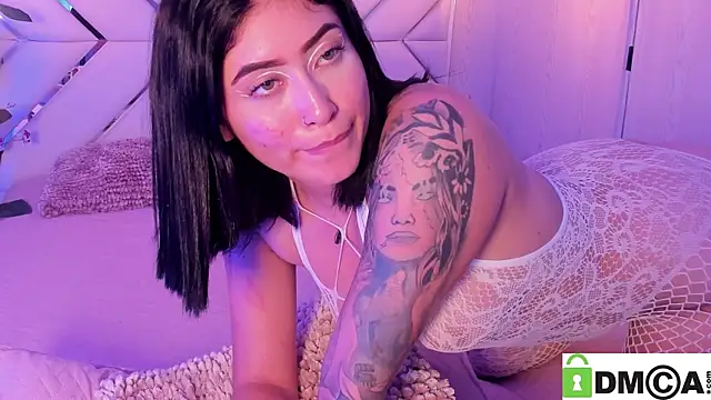 Lolaliips's cam snapshot