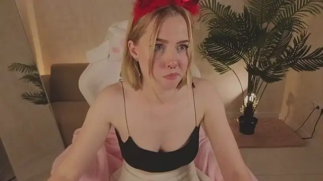 NoraCollins's cam snapshot