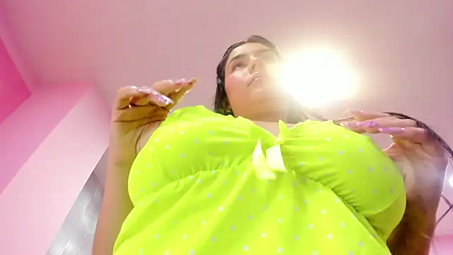 Tokio_Bliss's cam snapshot