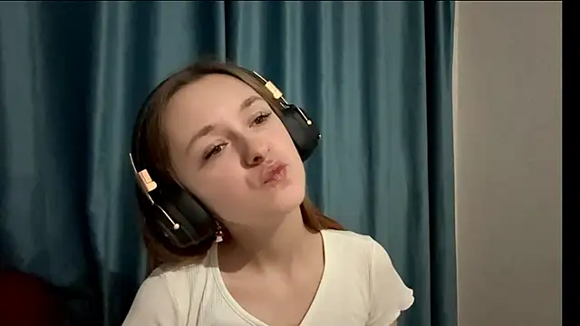 HOTBellakle's cam snapshot