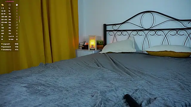 VeronaCritchlow live sex cam