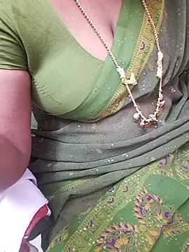 Tamil_Ammani's cam snapshot