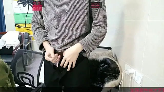 stripcha-798's cam snapshot