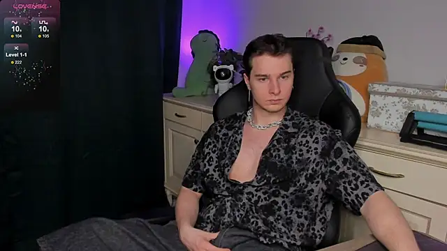 Vincent_Strong's cam snapshot