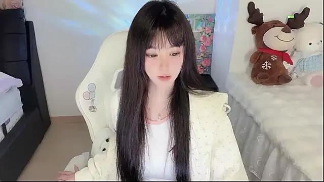 yuii-7's cam snapshot