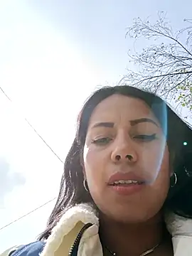 _andrea30 live sex cam