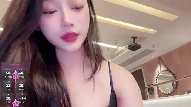 insgirl's cam snapshot