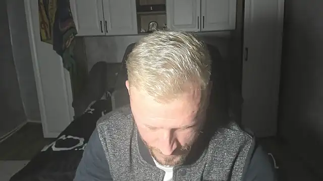 ALEX_BEAUTY2025's cam snapshot