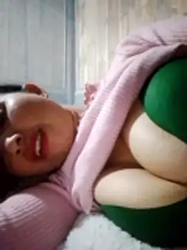 TRIEUTRIEU20's cam snapshot