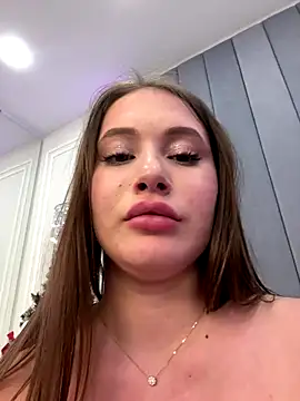 ChloeMarsch live sex cam