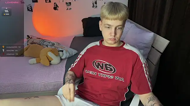 olivertasty2's cam snapshot