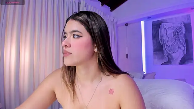 nathalie_rivers's cam snapshot