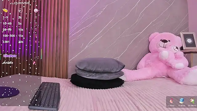 ariana_jhonson1 live sex cam