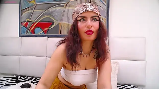 _CharlotteMiller_'s cam snapshot