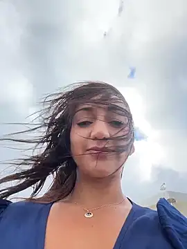 Ninabigtitied live sex cam