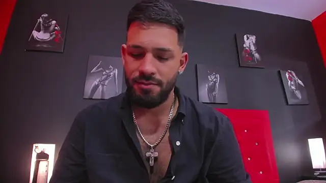 Thiagogomez live sex cam