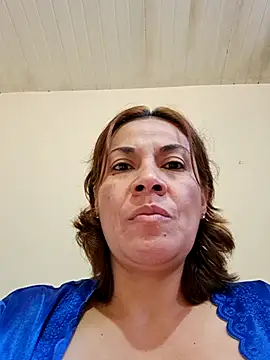 Zaralu_'s cam snapshot