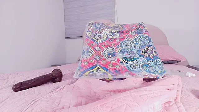 lu_mystic's cam snapshot