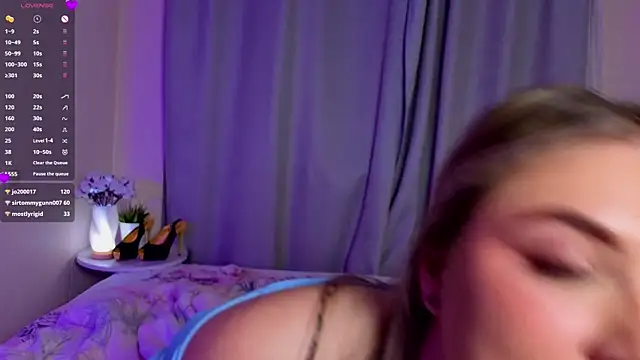 AliaBuerstatte's cam snapshot