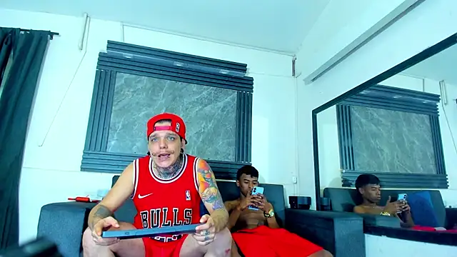 _AlecLawrence's cam snapshot