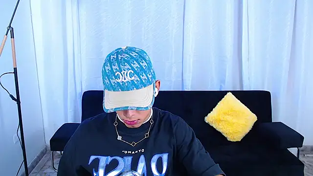 Jakee_18's cam snapshot