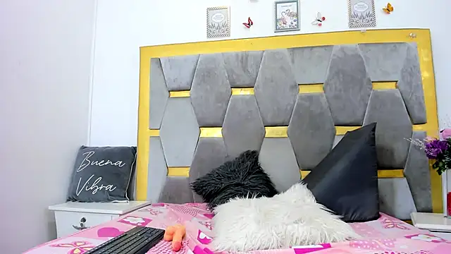 RebecaMarshall's cam snapshot