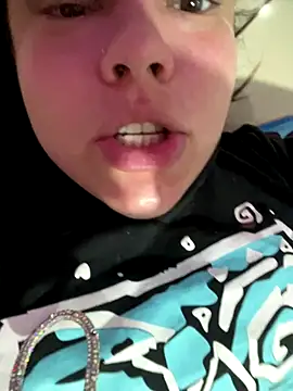 Fernandinhacarioca021rj's cam snapshot