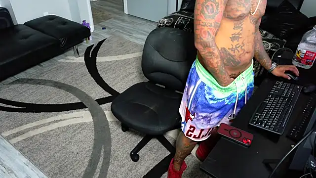 SLANGONDEMHOES's cam snapshot