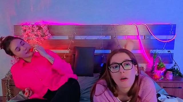 MargaretMorris's cam snapshot